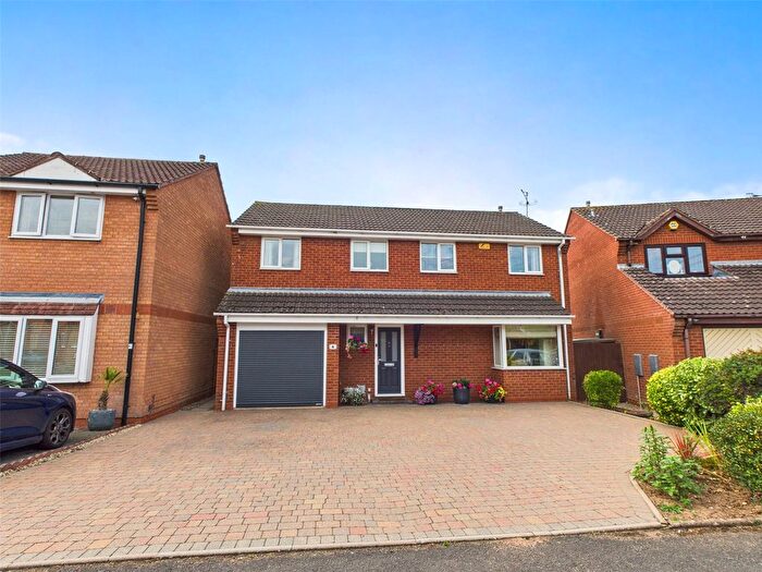 4 Bedroom Detached House For Sale In Grasshopper Avenue, Worcester, Worcestershire, WR5