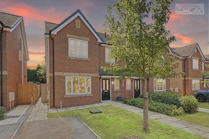 4 Bedroom Detached House For Sale In Copper Close, Kidsgrove, Stoke-On-Trent, ST7