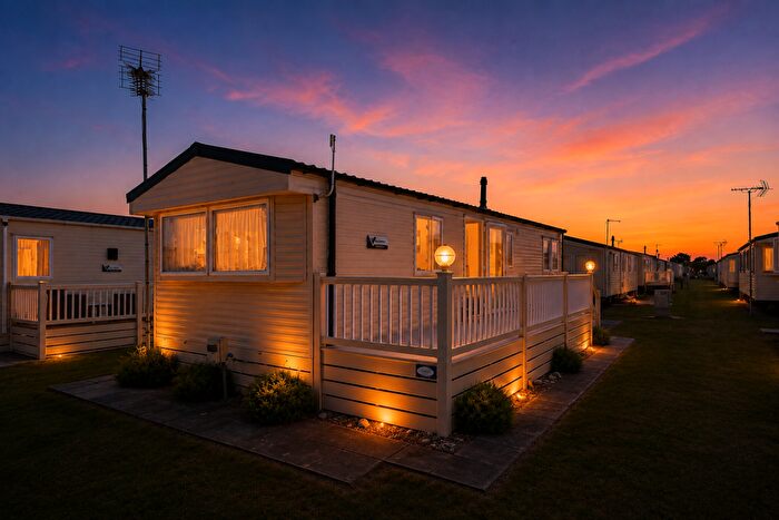 2 Bedroom Park Home For Sale In St. Johns Road, Whitstable, CT5