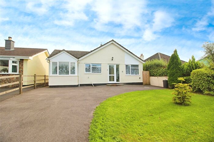 3 Bedroom Bungalow To Rent In East Street, Sheepwash, Beaworthy, EX21