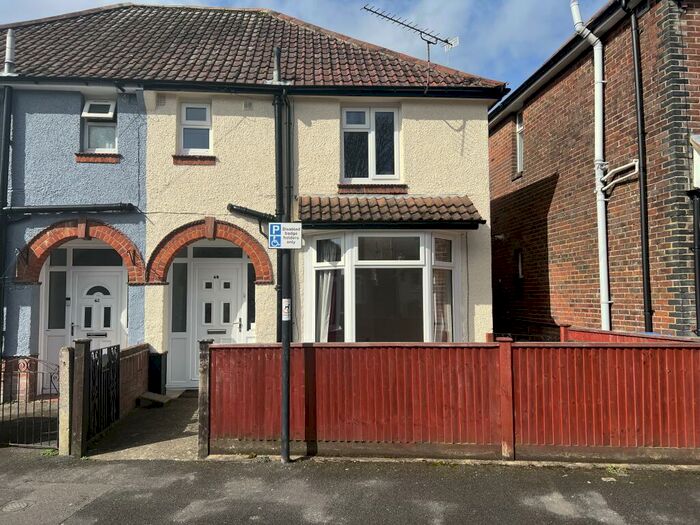 3 Bedroom House To Rent In Percy Road, SO16
