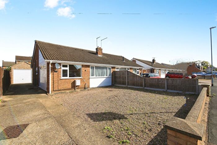 2 Bedroom Semi-Detached House For Sale In Wakelyn Road, Whittlesey, Peterborough, PE7