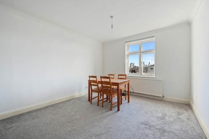 2 Bedroom Flat To Rent In Sutherland Avenue, London, W9