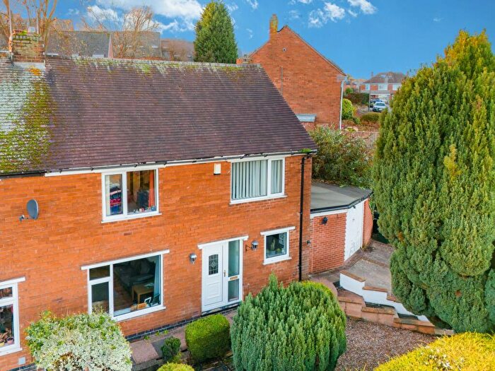 3 Bedroom Semi-Detached House For Sale In Campbell Drive, Carlton, Nottingham, NG4