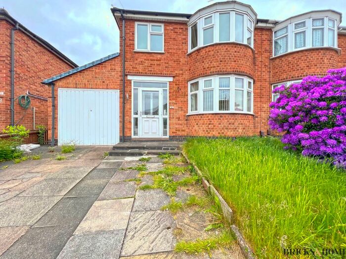 3 Bedroom Semi-Detached House To Rent In Shackerdale Road, Wigston, LE18