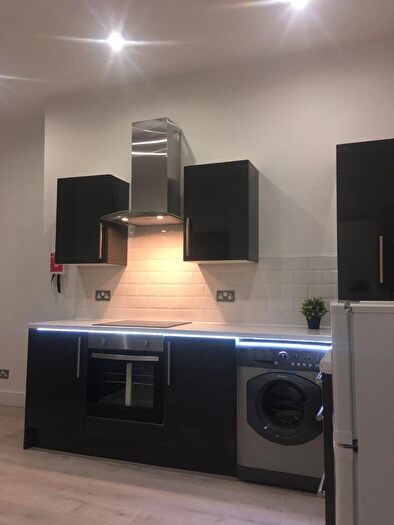 2 Bedroom Flat To Rent In Lilley Road, Liverpool, Merseyside, L7