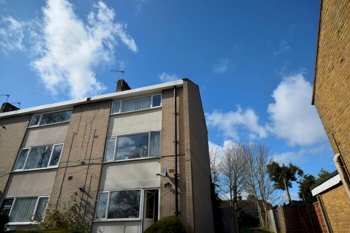 4 Bedroom House To Rent In Eagle Way, Hatfield, AL10