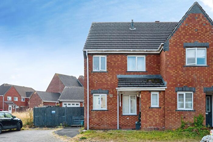 3 Bedroom Semi-Detached House For Sale In Springfields, Llanelli, SA15