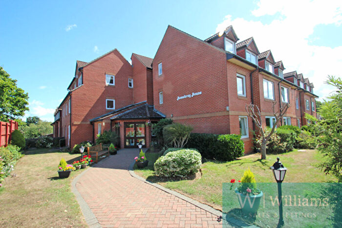 1 Bedroom Apartment For Sale In , Homebray House, Mary Rose Avenue, Wootton Bridge, Ryde, Isle Of Wight, PO33