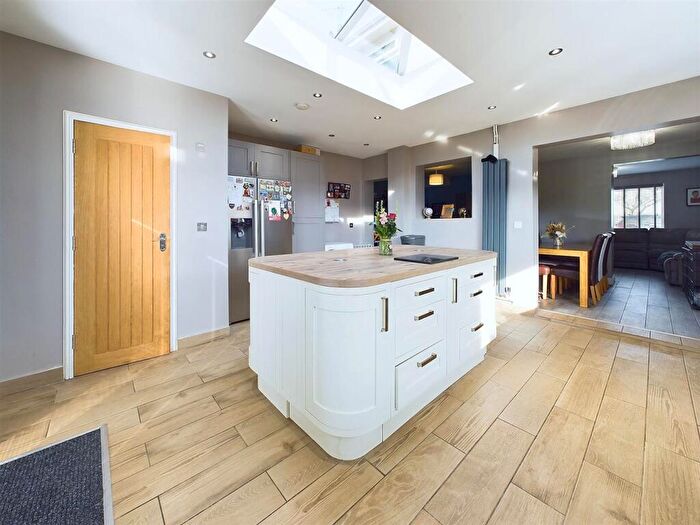 3 Bedroom End Of Terrace House For Sale In Sandyleaze, Longlevens, Gloucester, GL2