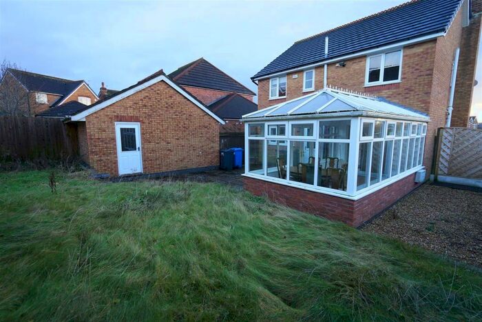 4 Bedroom Detached House For Sale In Waterford Close, Heath Charnock, Chorley, PR6