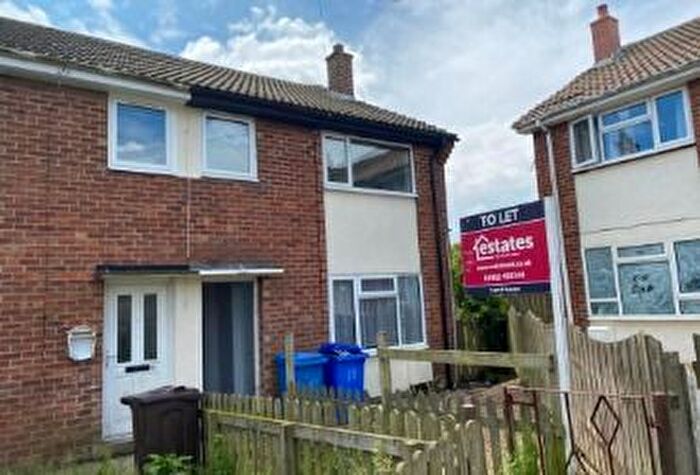 3 Bedroom Semi-Detached House To Rent In Northfield, Withernsea, HU19