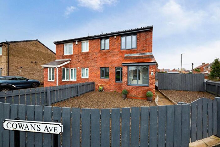 3 Bedroom Semi Detached House For Sale In Cowans Avenue, Camperdown, NE12