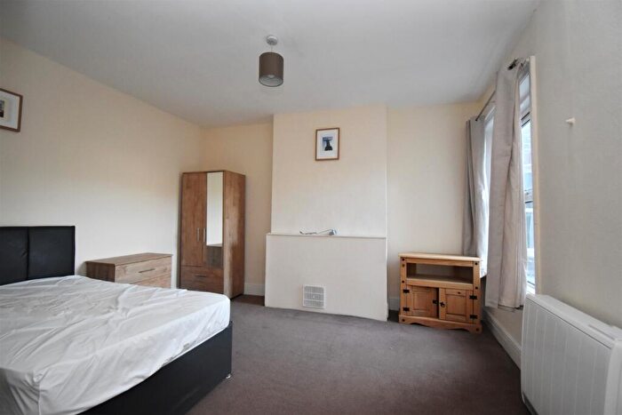 1 Bedroom Flat To Rent In Brockley Road London, SE4