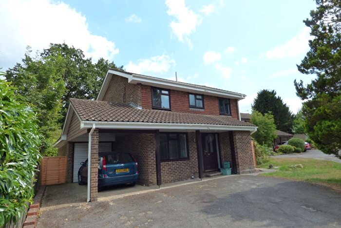 4 Bedroom Property To Rent In Tristan Gardens, Tunbridge Wells, TN4