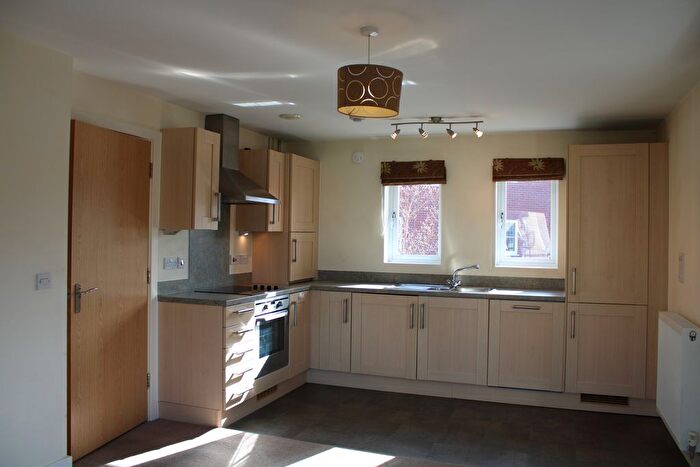 2 Bedroom Flat To Rent In Hut Farm Place, Eastleigh, SO53