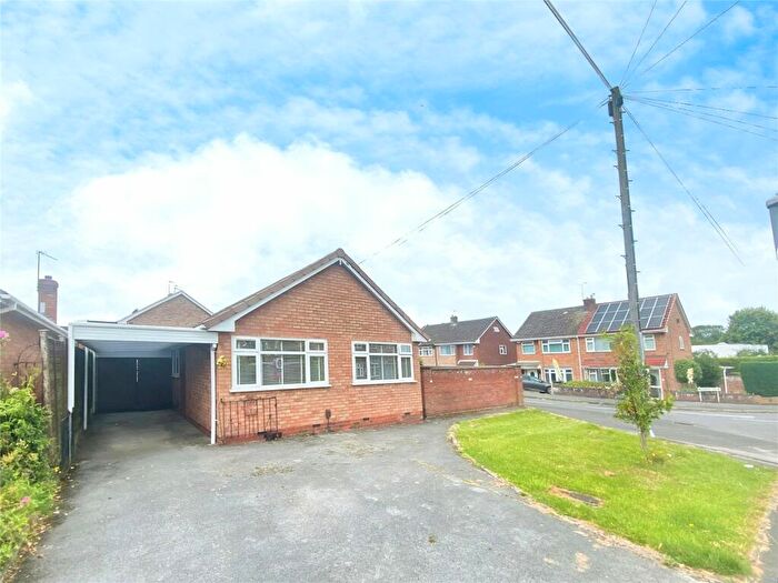 2 Bedroom Bungalow To Rent In Pennine Way, Nuneaton, Warwickshire, CV10