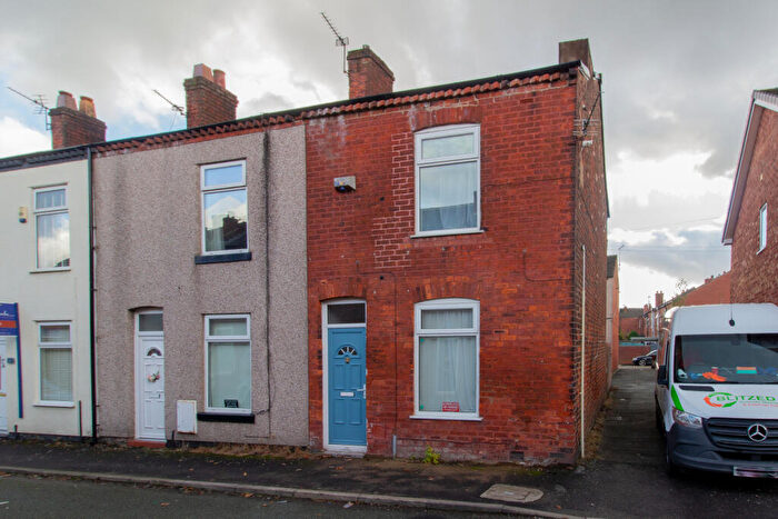 2 Bedroom End Of Terrace House To Rent In Brindle Street, Tyldesley, Manchester, Greater Manchester, M29