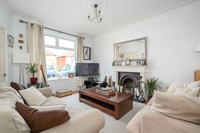 2 Bedroom Terraced House For Sale In Carlton Road, Walton-On-Thames, KT12
