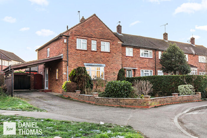 3 Bedroom End Of Terrace House For Sale In Paternoster Hill, Waltham Abbey, EN9