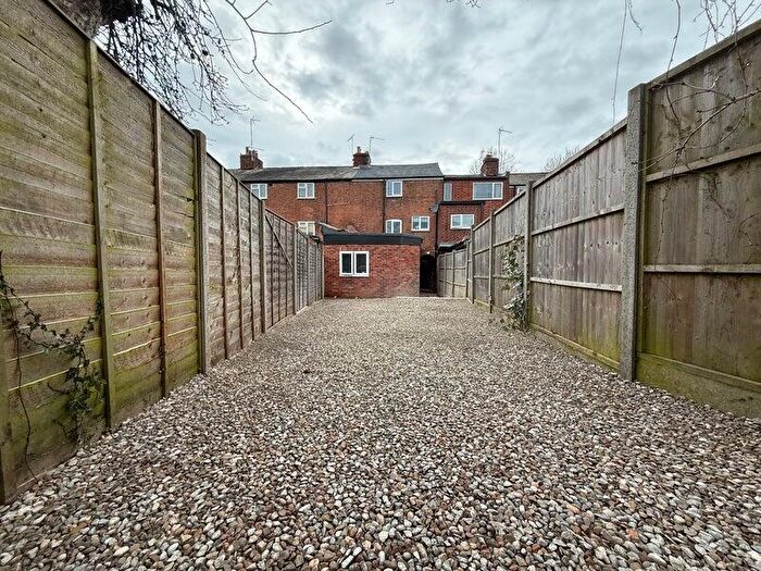 Studio To Rent In Coventry Road, Warwick, CV34