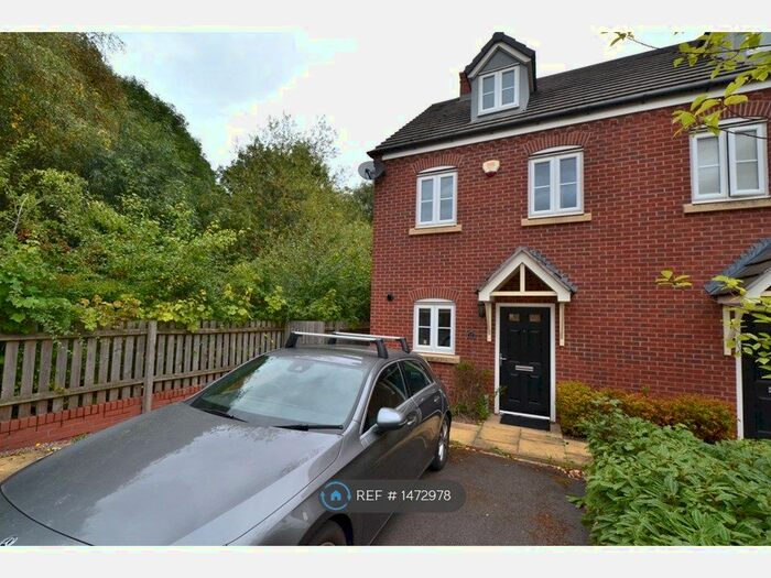 3 Bedroom Semi-Detached House To Rent In Avery Avenue, Birmingham, B16