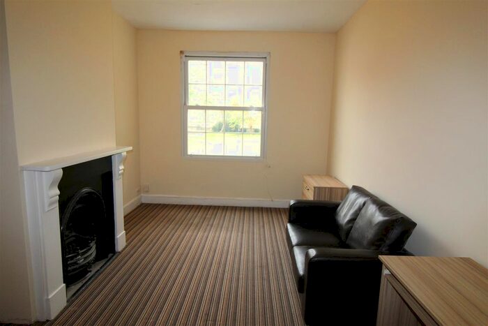 4 Bedroom Flat To Rent In Gloucester Street, Leamington Spa CV31