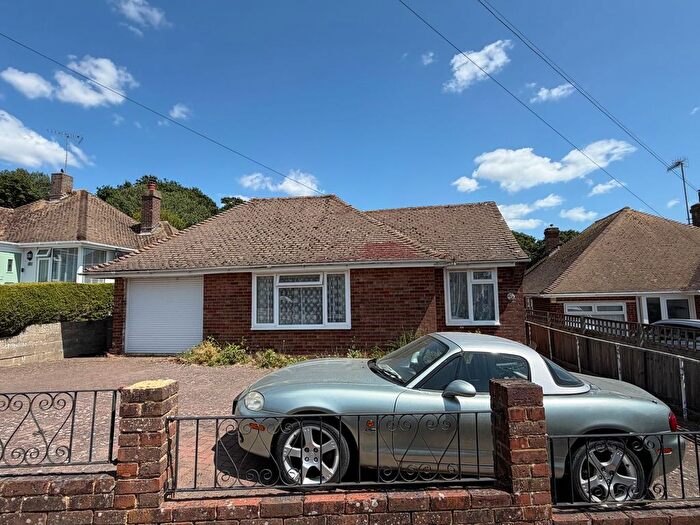 2 Bedroom Detached Bungalow For Sale In The Highlands, Bexhill-On-Sea, TN39