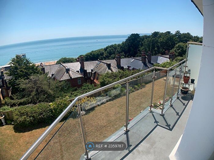 2 Bedroom Flat To Rent In Pine Lodge, Bournemouth, BH5