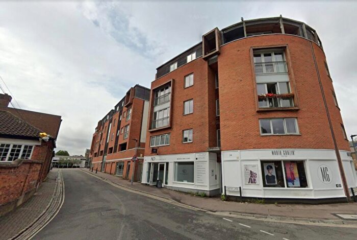 2 Bedroom Flat To Rent In Castle Quay, Castle Lane, MK40