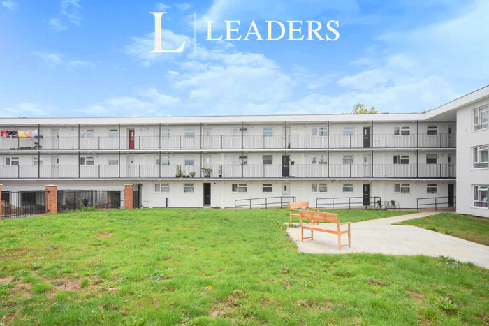 1 Bedroom Flat To Rent In The Hides, CM20