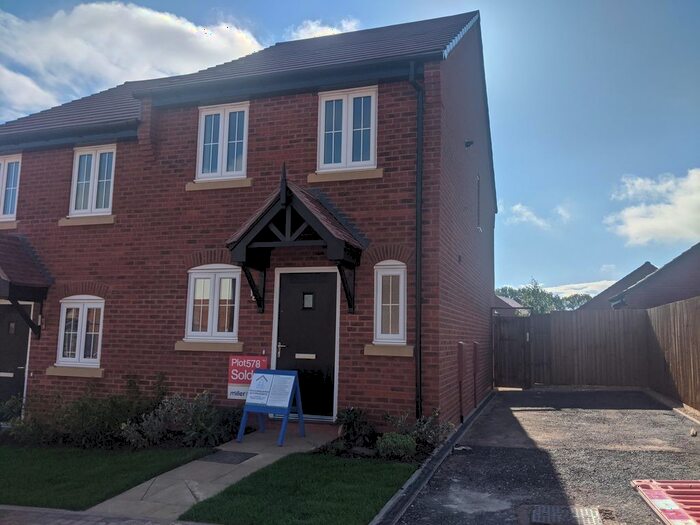 2 Bedroom Property To Rent In Faraday Road, Streethay, Lichfield, WS13