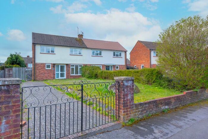 3 Bedroom Semi-Detached House To Rent In Camberley, GU15