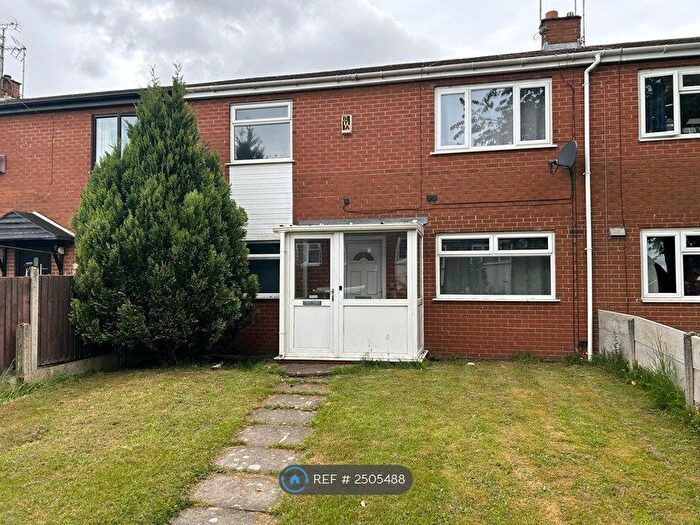 3 Bedroom Terraced House To Rent In Kingsdale Close, Stoke-On-Trent, ST3