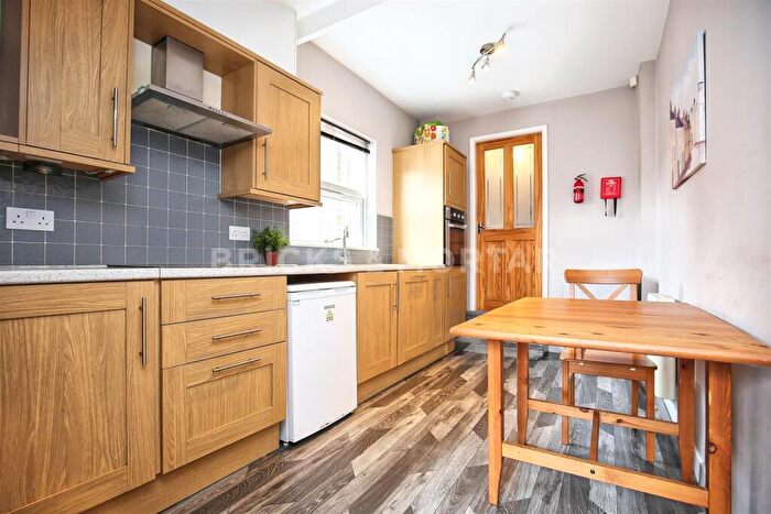 5 Bedroom Maisonette To Rent In (£pppw) Albemarle Avenue, West Jesmond, NE2