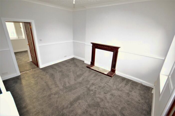 3 Bedroom Flat To Rent In College Street, Buckhaven, Fife KY8