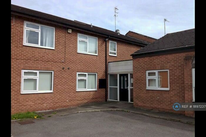 1 Bedroom Flat To Rent In St. Lukes Court, Willerby, HU10