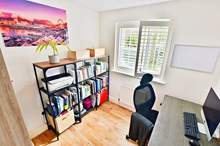 3 Bedroom Detached House For Sale In Mallard Close, Lincoln, LN6