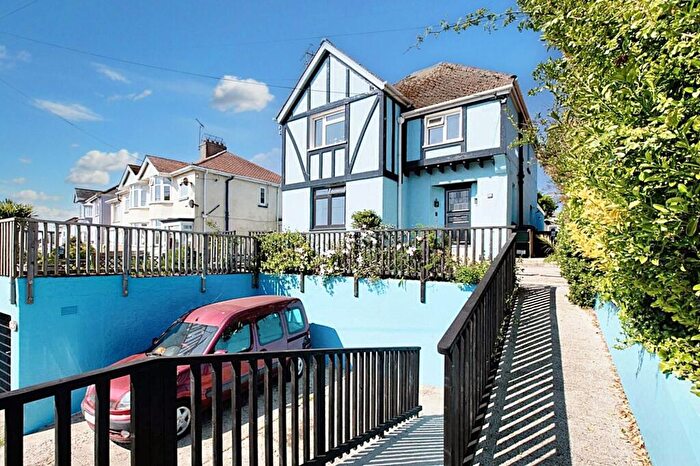 5 Bedroom Detached House For Sale In Exeter Road, Dawlish, EX7