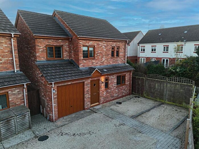 4 Bedroom Detached House For Sale In Browns Lane, Allesley, Coventry, CV5