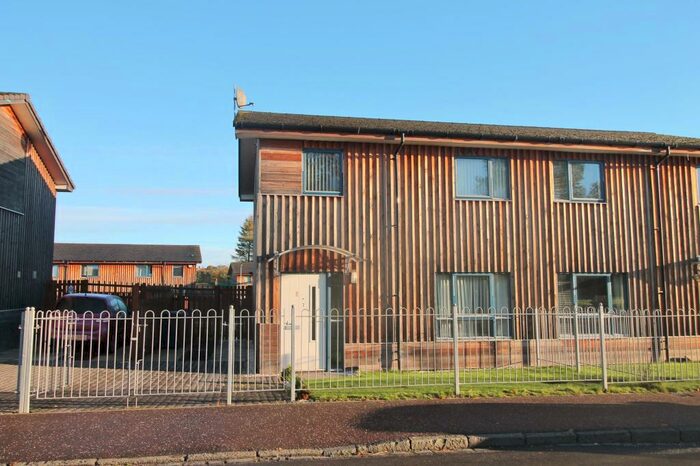 3 Bedroom Semi-Detached House To Rent In Honeygreen Road, Dundee, DD4