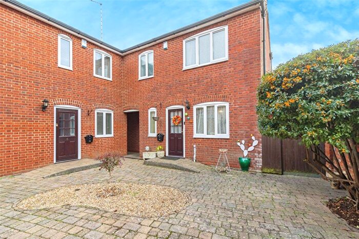 2 Bedroom Semi-Detached House For Sale In Market Square, Leighton Buzzard, Bedfordshire, LU7