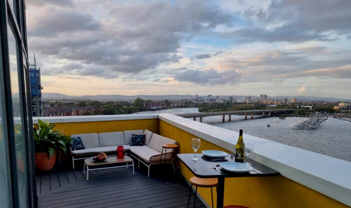 2 Bedroom Apartment To Rent In Dovercourt House, Ferry Court, CF11