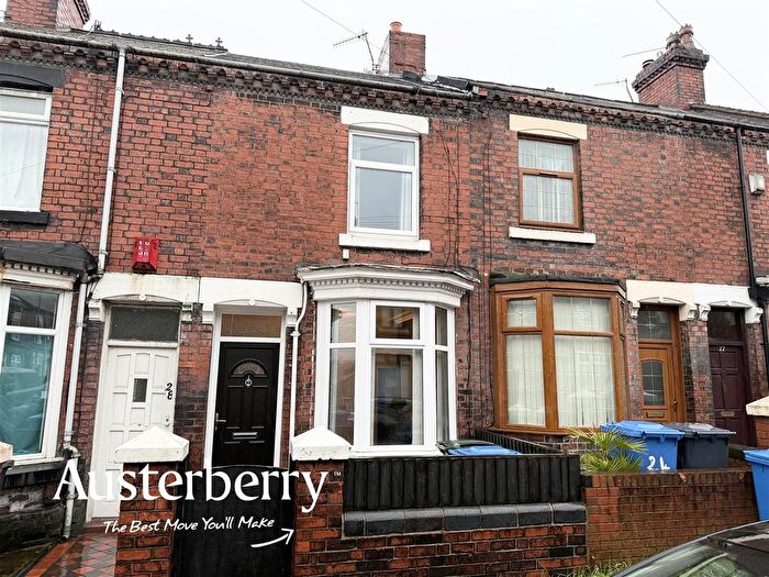 3 Bedroom Terraced House To Rent In Pinnox Street, Stoke-On-Trent, ST6