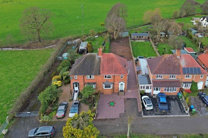 3 Bedroom Semi-Detached House For Sale In Mill Cottages, Chartley, ST18