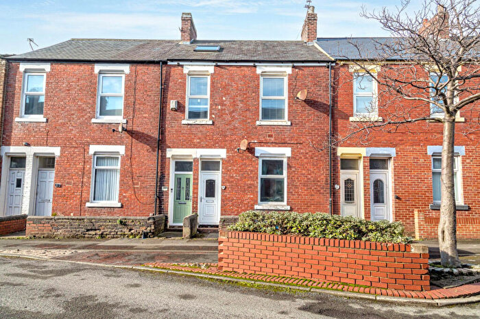 2 Bedroom Flat For Sale In Brandling Street, Sunderland, Tyne And Wear, SR6