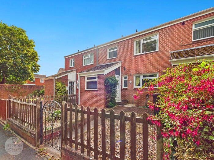 3 Bedroom Terraced House For Sale In Kingfisher Road, Hereford, HR2