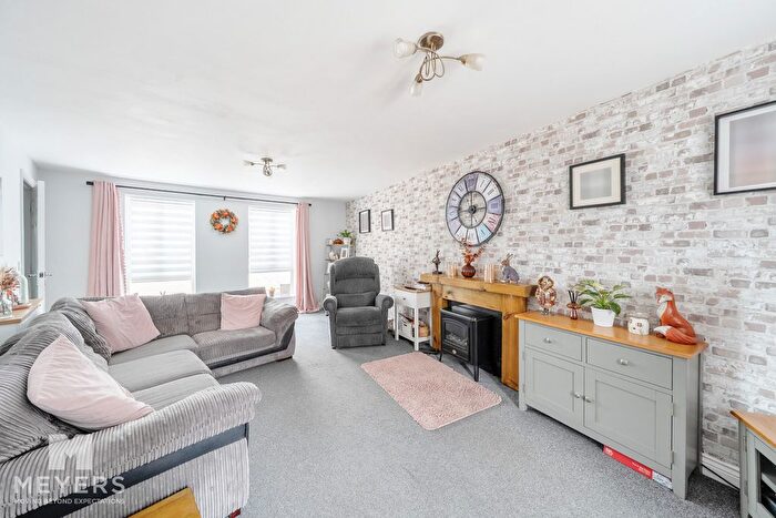 5 Bedroom Terraced House For Sale In Wool, Wareham, BH20
