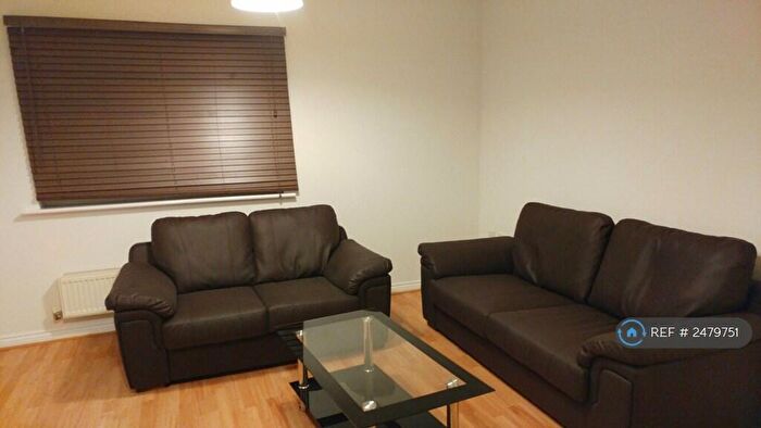 2 Bedroom Flat To Rent In Symphony Close, Edgware, HA8