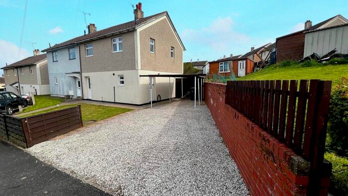 3 Bedroom Property To Rent In Devon Drive, Brimington, Chesterfield, S43